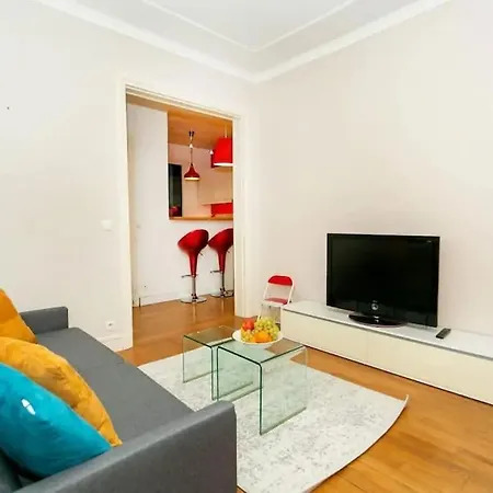 Lumineux & Agreable Apartment *